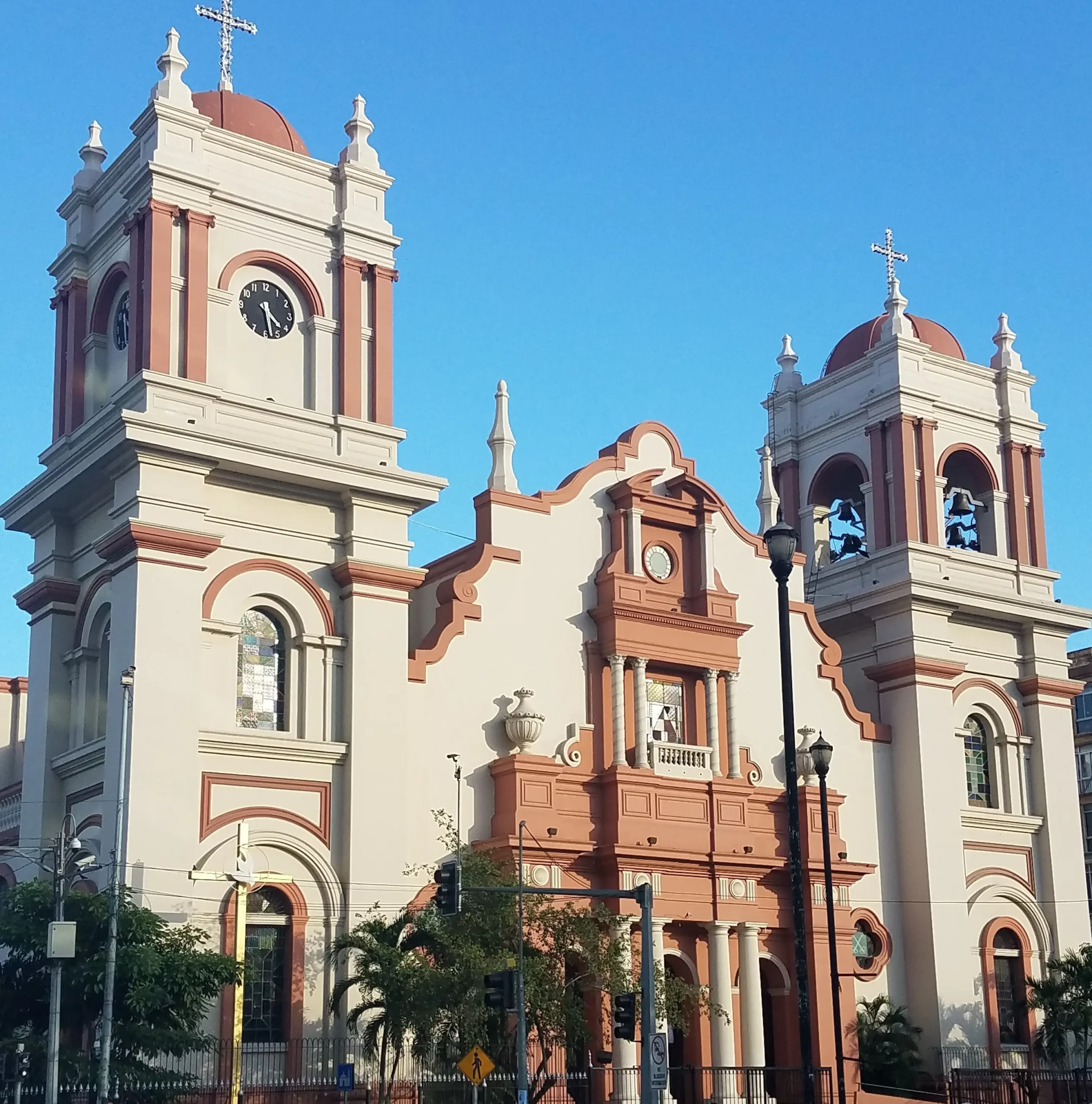 honduras iglesia catolica - Cómo llegó la iglesia catolica a Honduras