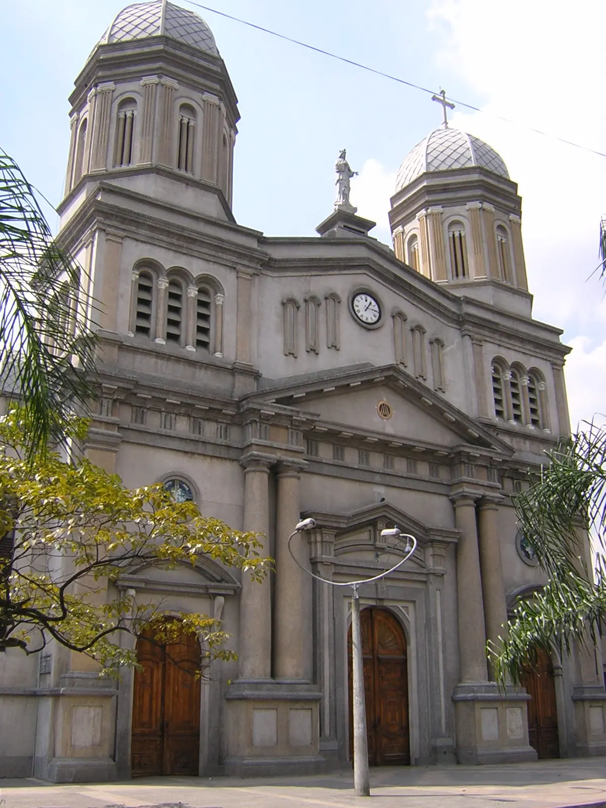 parroquia san bernardo horario misa - Cómo se llama la iglesia de Belén Las Playas Medellín