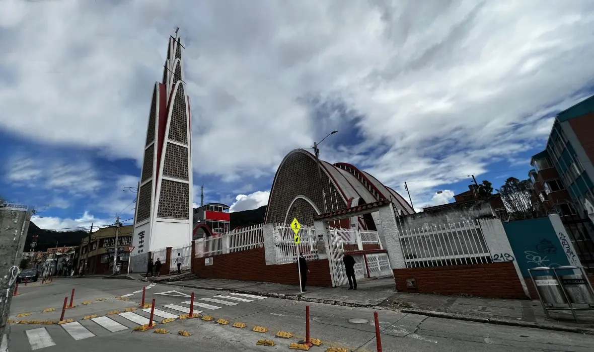 telefono iglesia san cristobal - Cómo se llama la iglesia de San Cristóbal