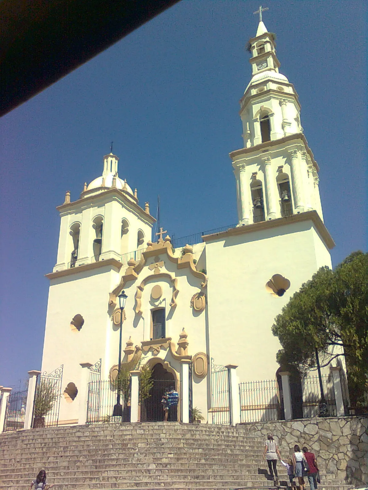 iglesia santiago apostol santiago nl - Cómo se llama la iglesia que está en Santiago Nuevo León