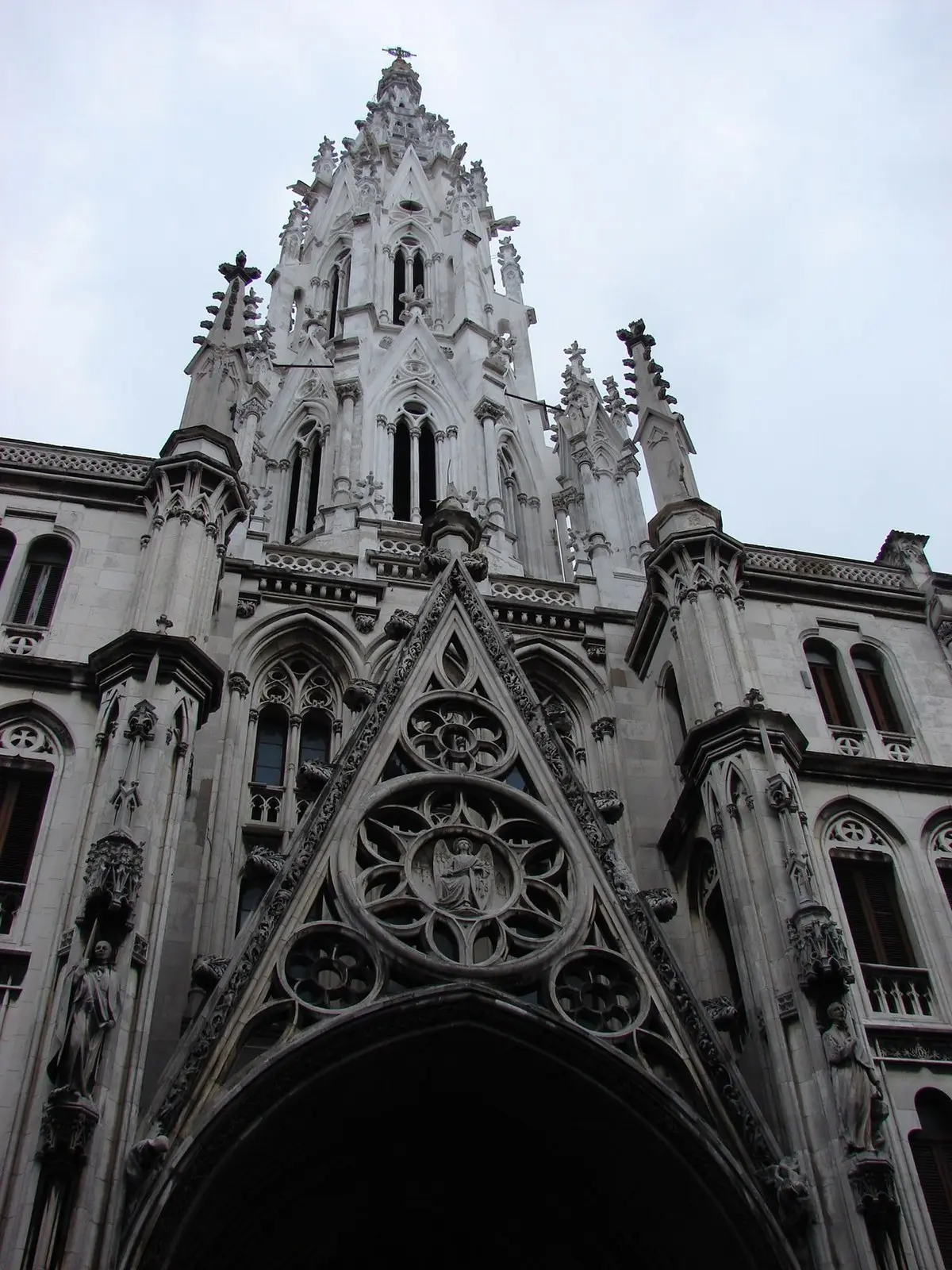 horario de misa parroquia sagrado corazón - Cómo se llama la iglesia Sagrado Corazón de Jesús