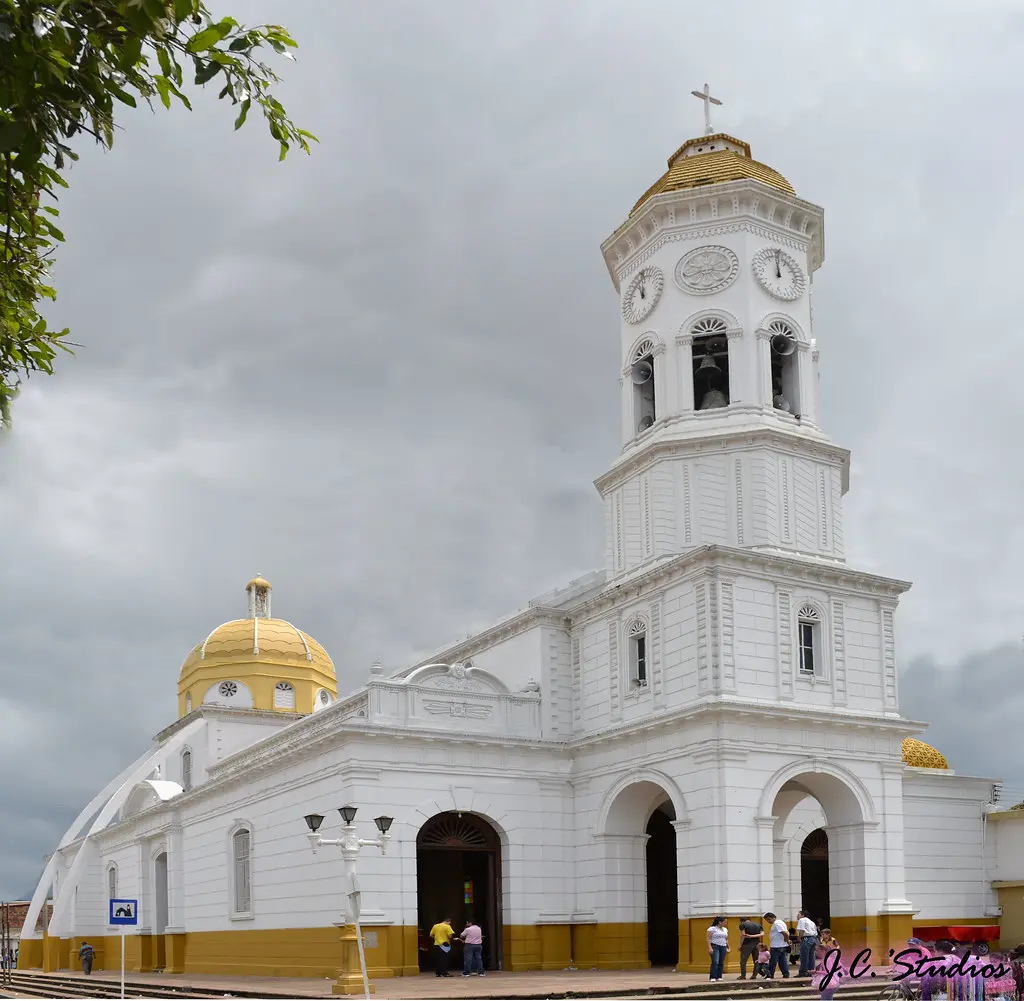 iglesia nuestra señora del rosario villa del rosario - Cómo se llama la parroquia de Villa del Rosario