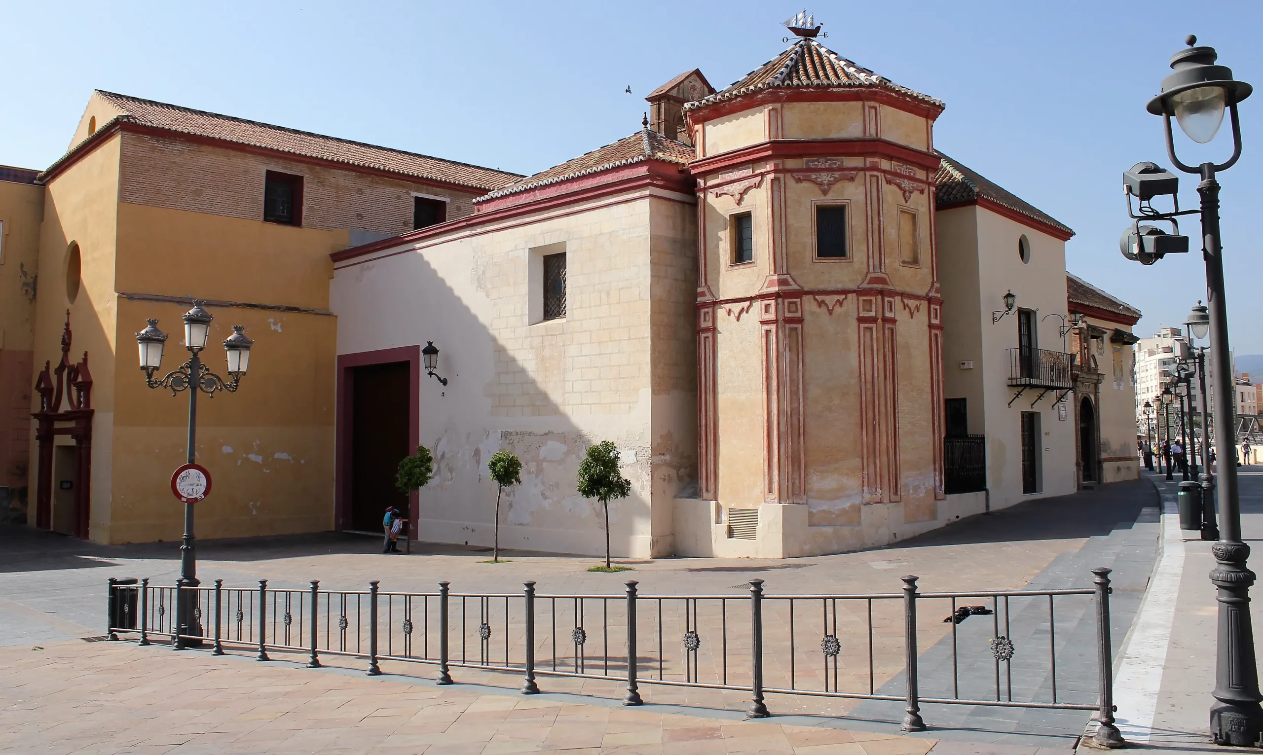 iglesia santo domingo malaga - Cuál es la iglesia más antigua de Málaga