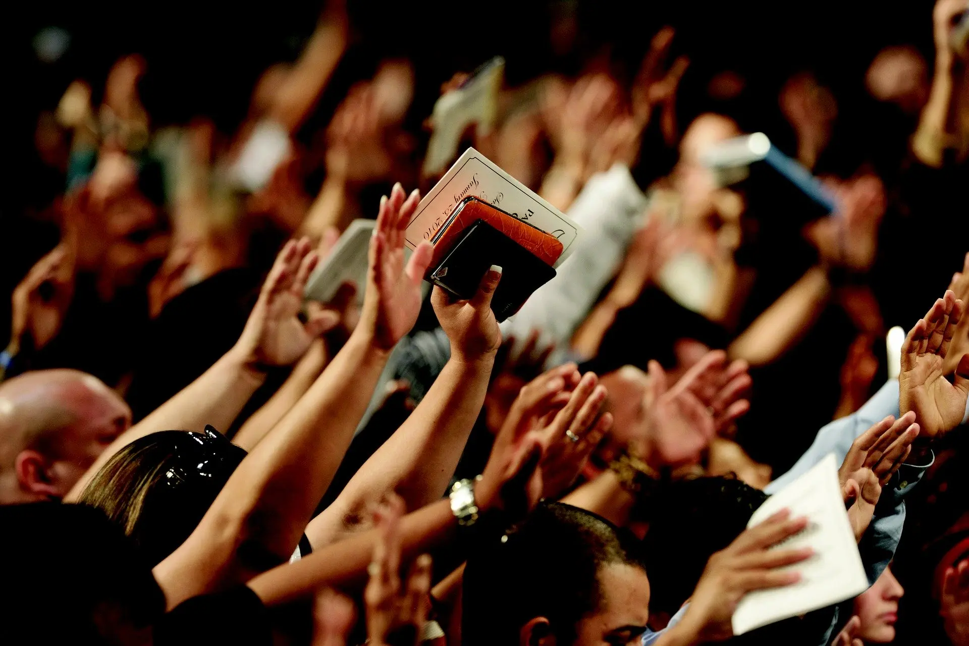 el culto en la iglesia - Cuáles son los 3 cultos