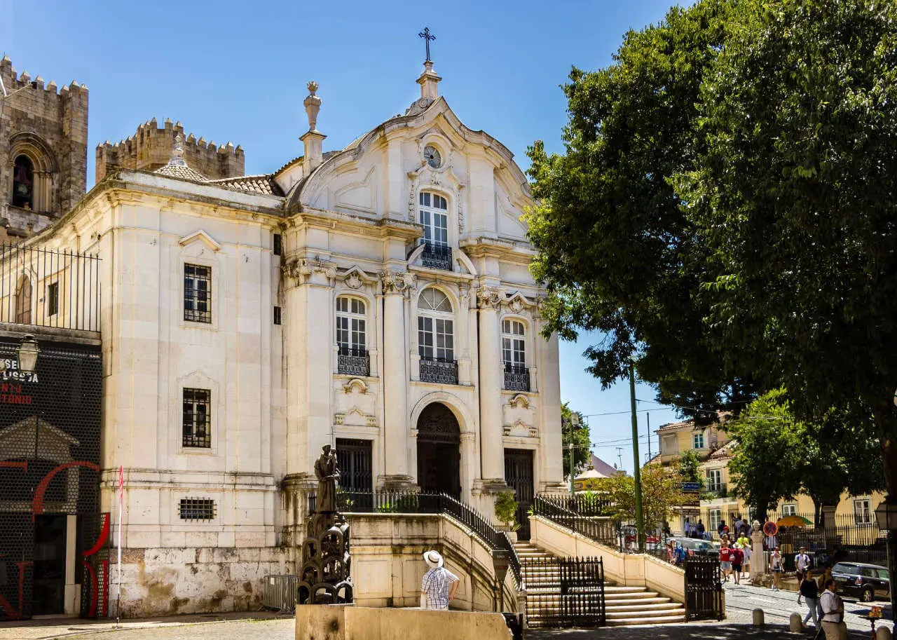 iglesia de san antonio de padua en lisboa - Cuándo es la fiesta de San Antonio en Lisboa