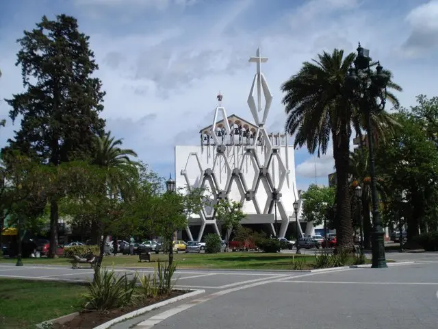 horarios de misa en santa rosa la pampa - Cuándo fue construida la iglesia Santa Rosa de Lima