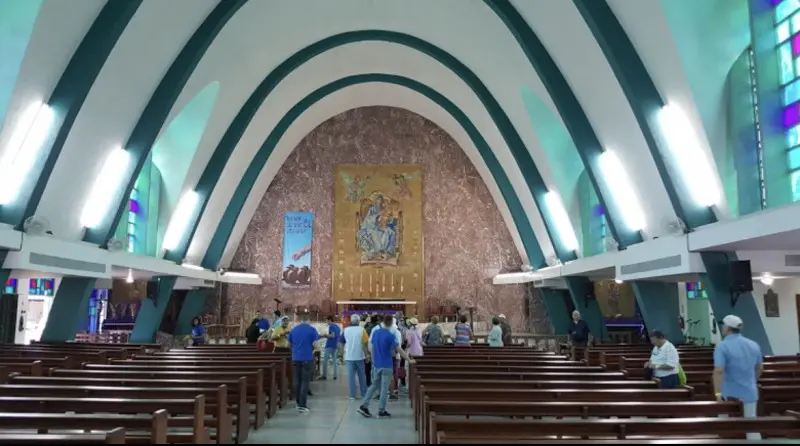 iglesia maria reyna - Cuándo se festeja María Reyna