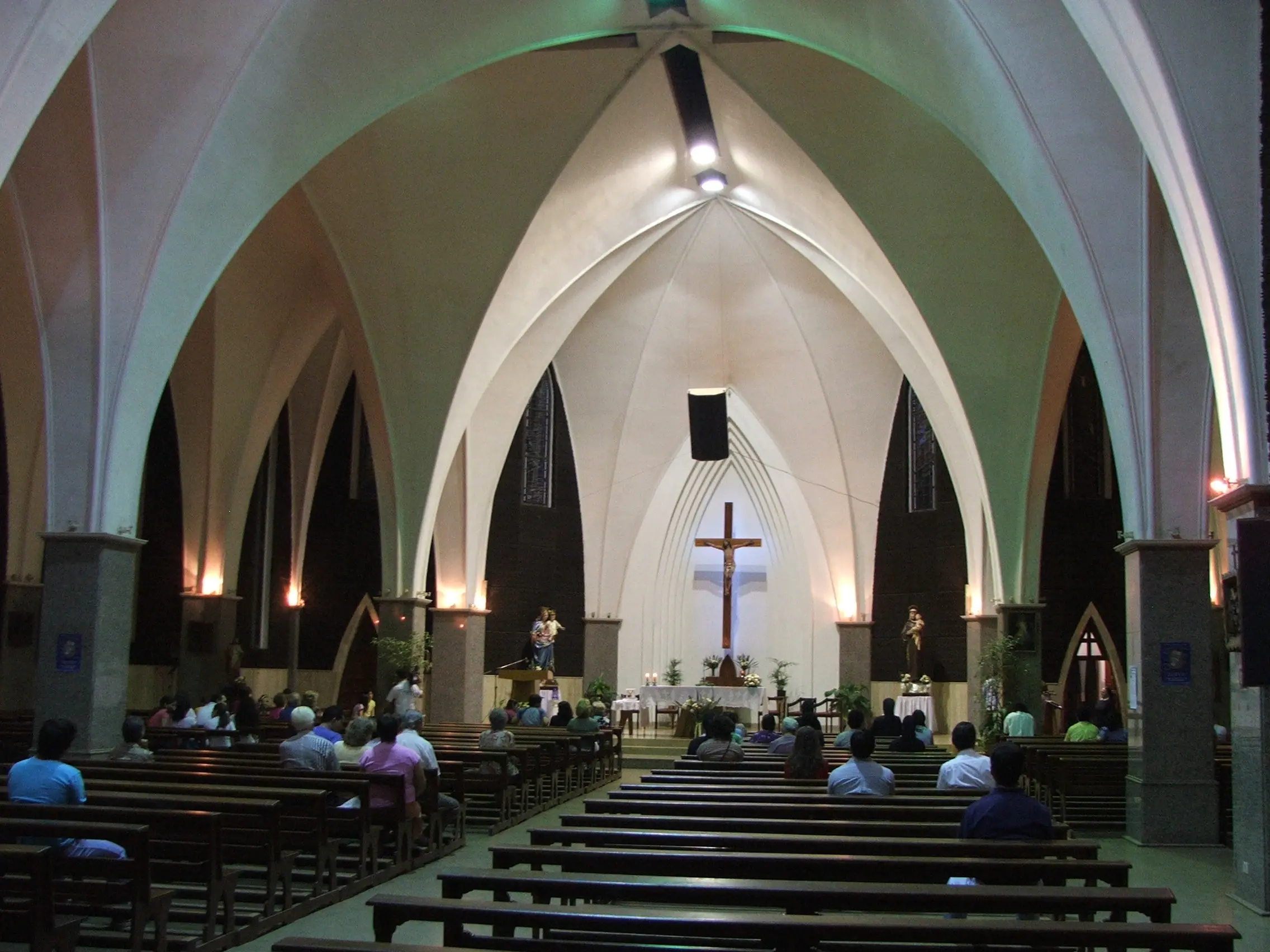 iglesia san antonio obera - Cuántas iglesias hay en Obera Misiones