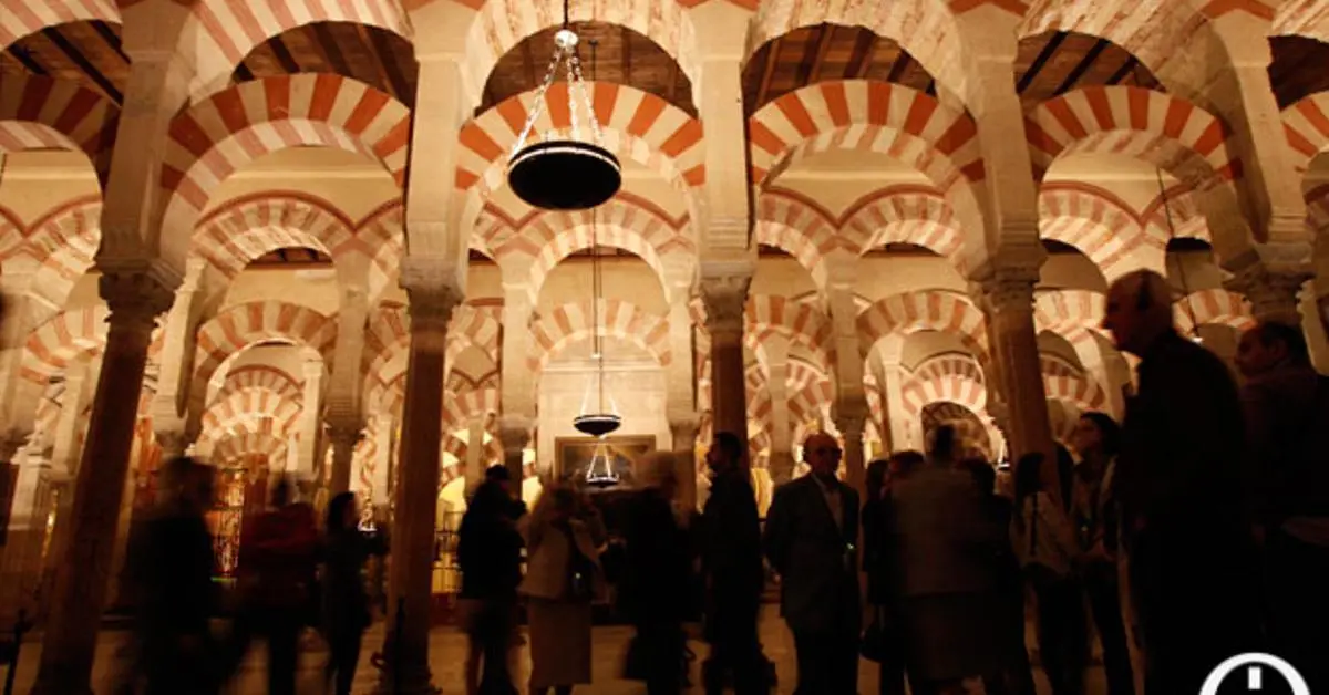 iglesia san vicente cordoba - Cuántas personas caben en la Mezquita de Córdoba