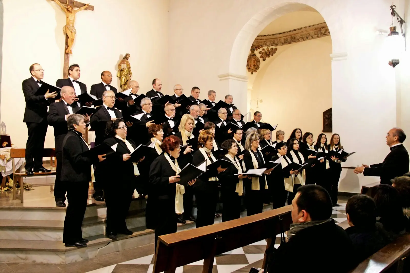 como formar un coro de iglesia - Cuántas personas se necesitan para hacer un coro