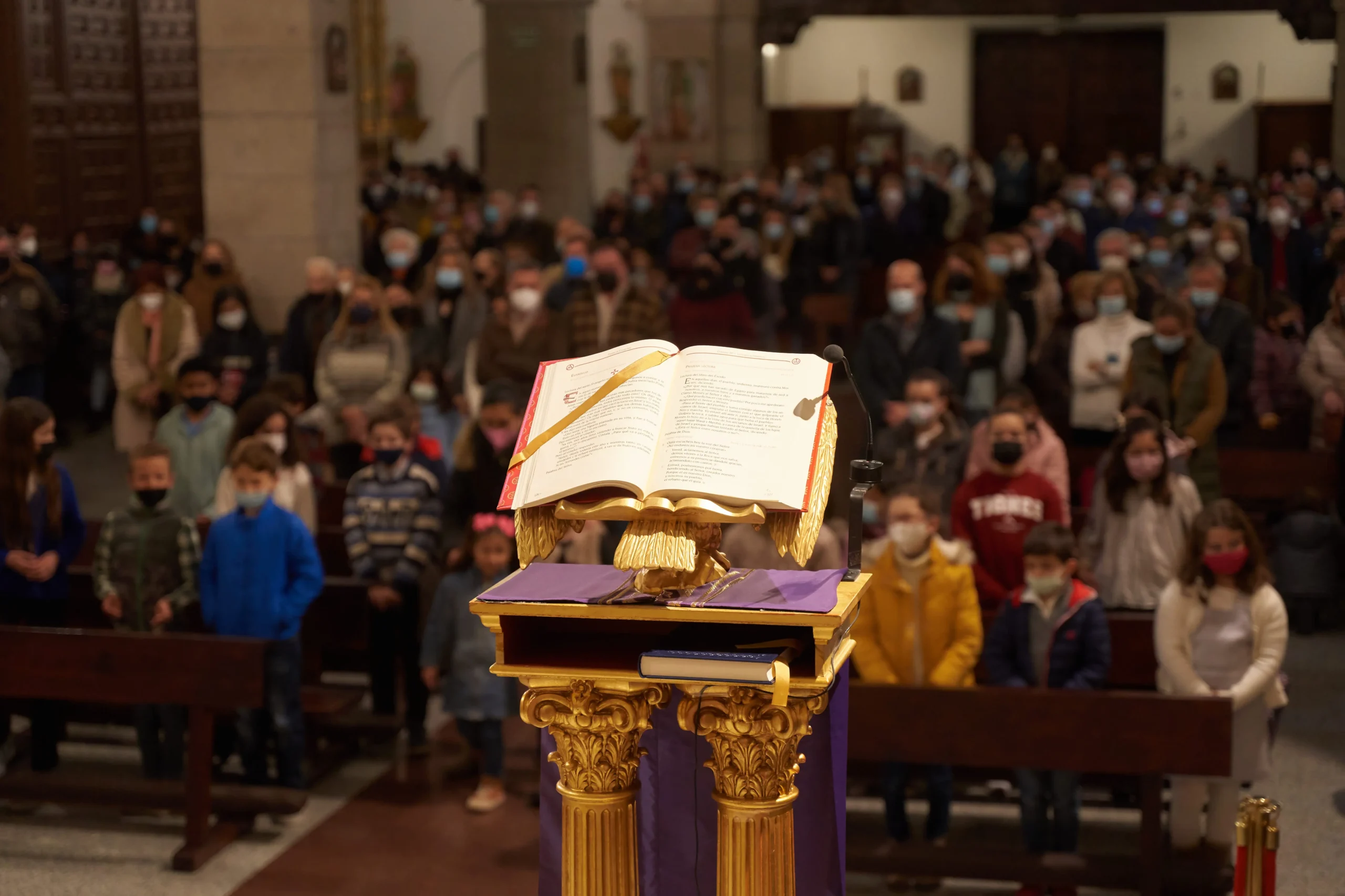 fundaciones que ayudan a la iglesia católica - Cuántos centros de ayuda tiene la Iglesia Catolica