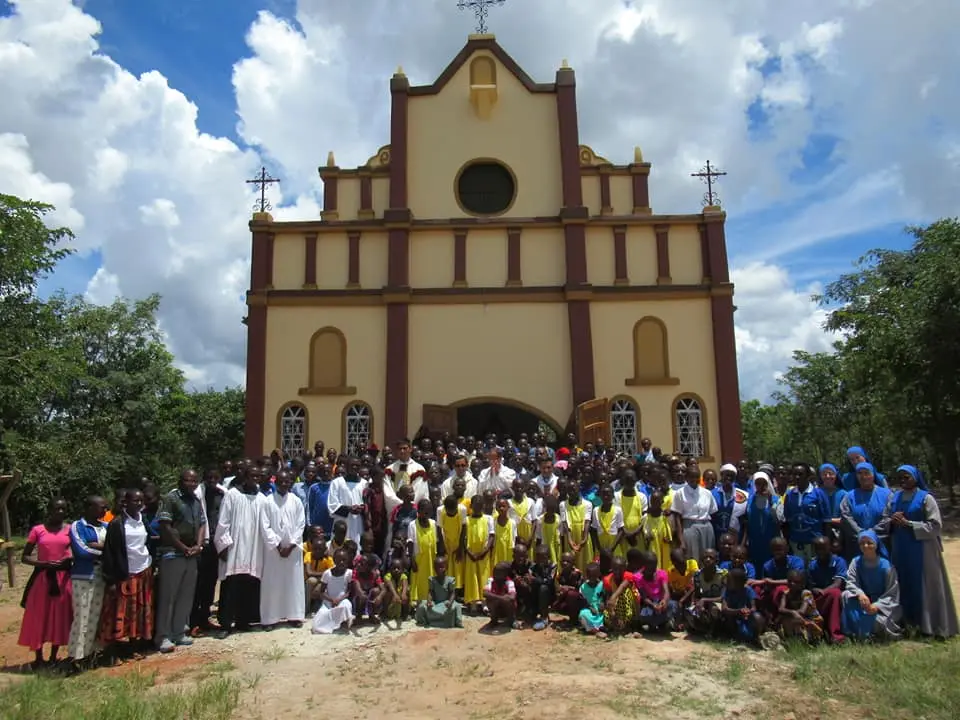 iglesia del verbo encarnado - Cuántos sacerdotes tiene el IVE