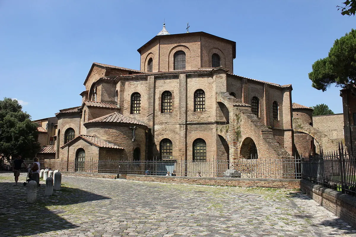 iglesia san vitale - Dónde está el mosaico del emperador Justiniano