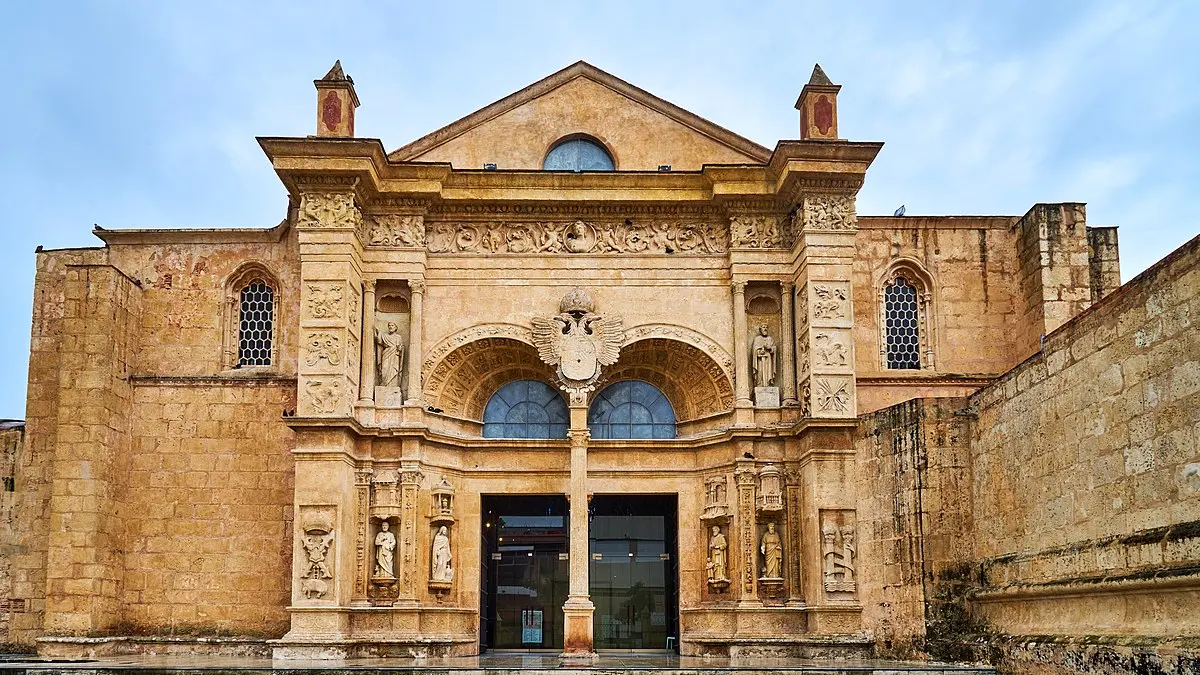 iglesia santo domingo córdoba horarios de misa - Dónde queda la Basílica de Santo Domingo