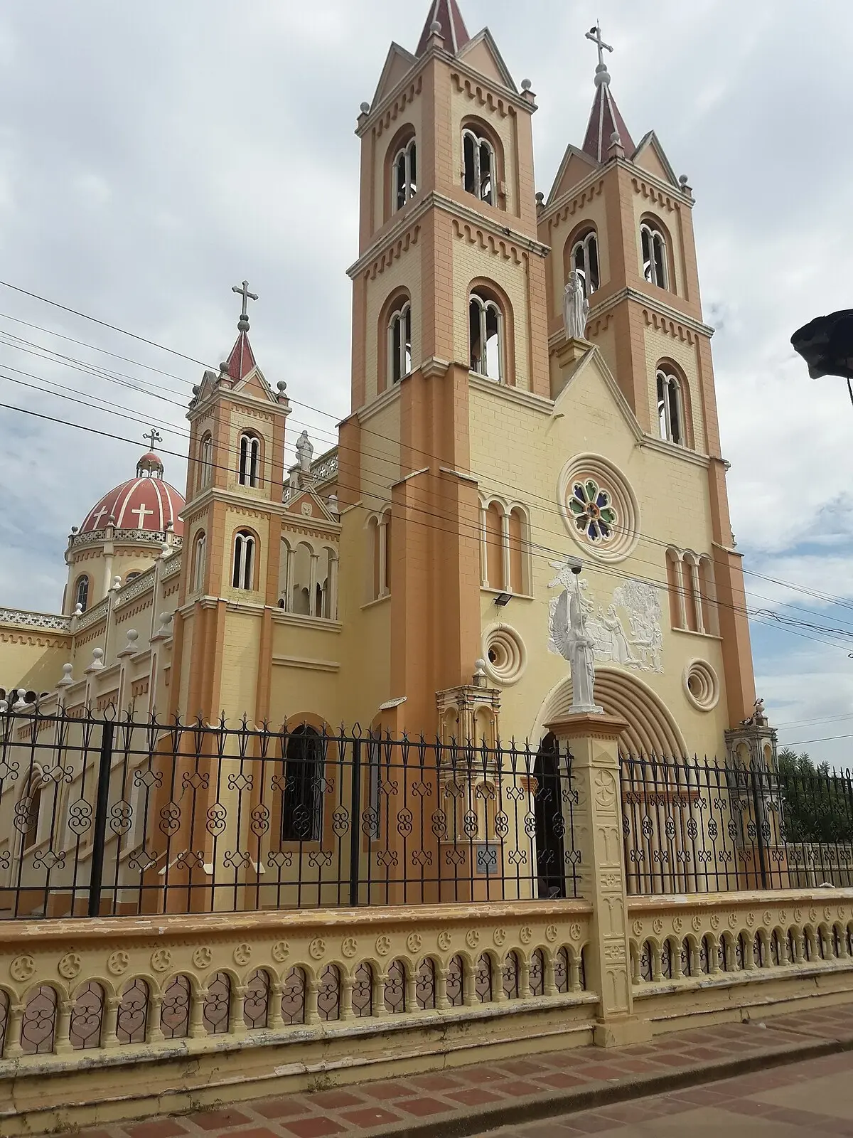 iglesia de san benito donde queda - Dónde queda la Villa de San Benito