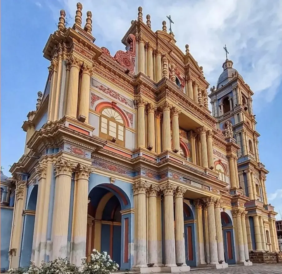 cinerario iglesia la viña salta - Dónde van las cenizas en una iglesia