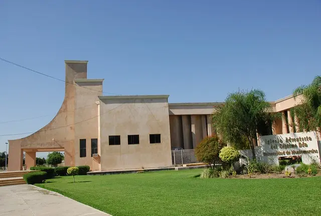 iglesia universitaria de montemorelos - Qué carreras ofrece la Universidad de Montemorelos