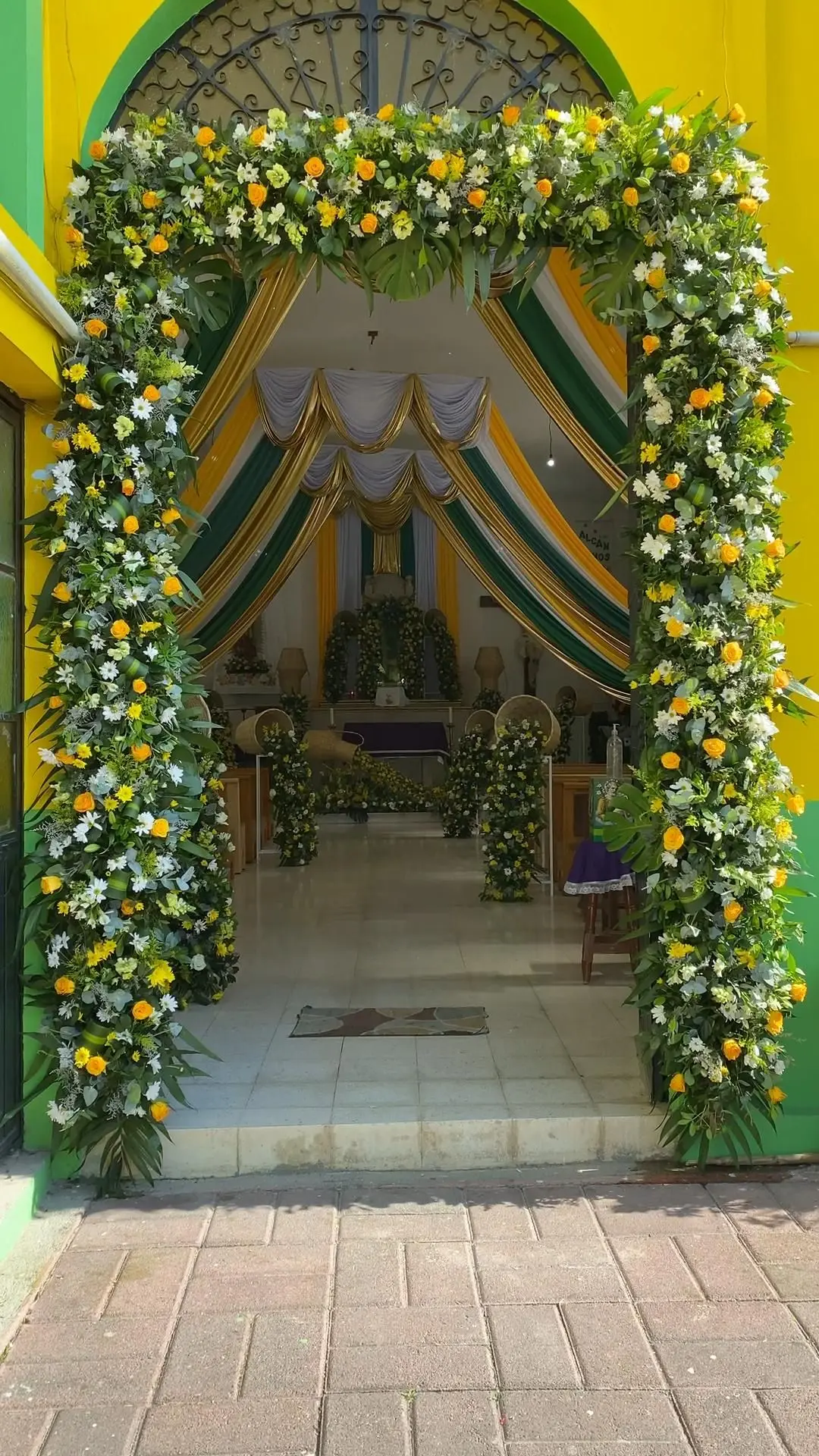 como adornar una iglesia para fiesta patronal - Qué cosas se necesitan para decorar una fiesta