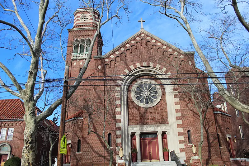 iglesia nuestra señora de la misericordia - Qué día se celebra el día de la Virgen de la Misericordia