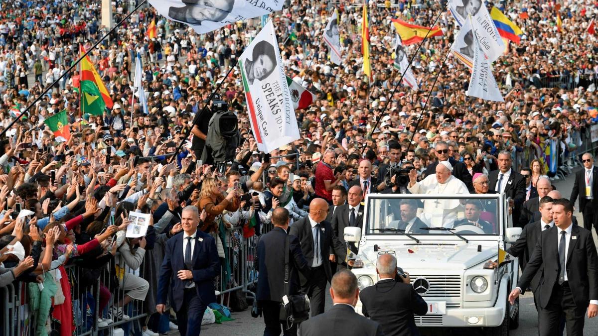 misa del papa en portugal - Qué día va el Papa a Fátima Portugal