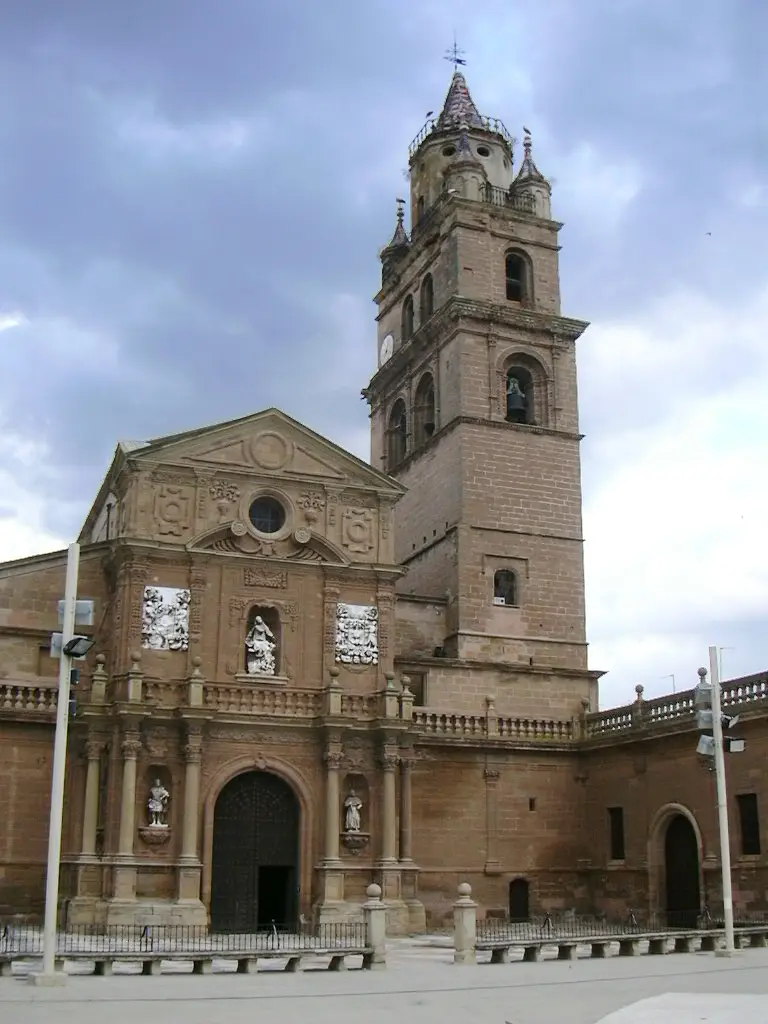 iglesia de la rioja - Qué diócesis hay en La Rioja