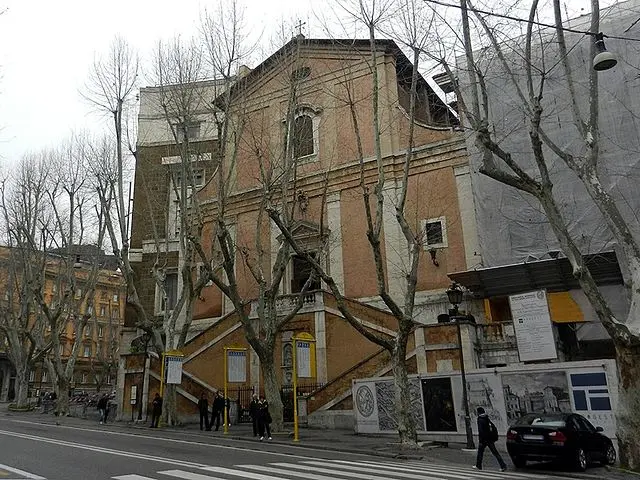 iglesia santa maria de la concepcion roma - Qué es la Cripta de los Capuchinos