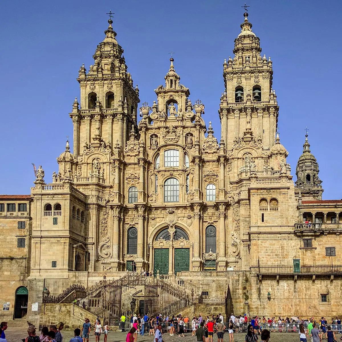 la iglesia en la historia de españa - Qué es la Iglesia española