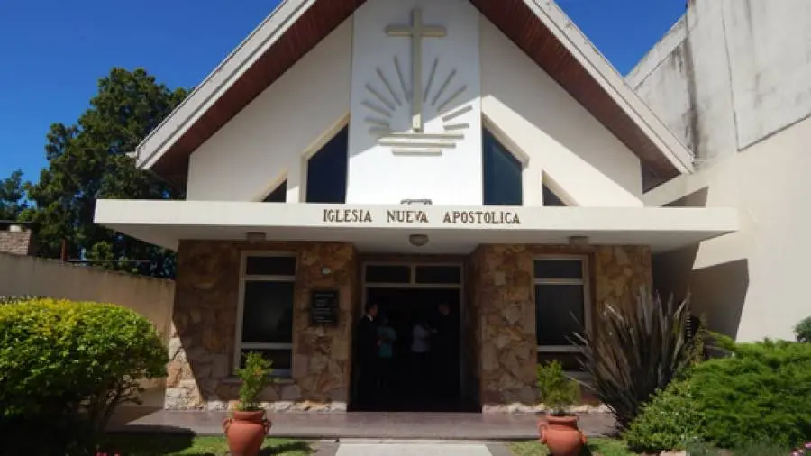 servicio divino iglesia nueva apostolica - Qué es una iglesia apostolica evangélica