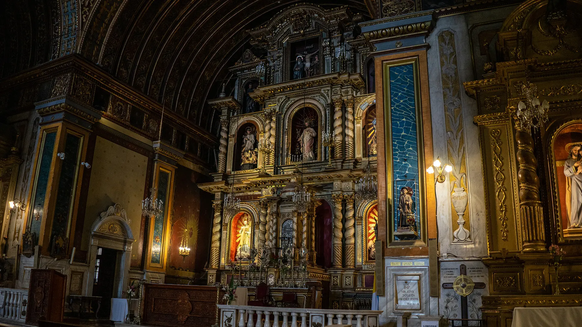 iglesia compañía de jesús córdoba - Qué estilo tiene la Iglesia de la Compañía de Jesús