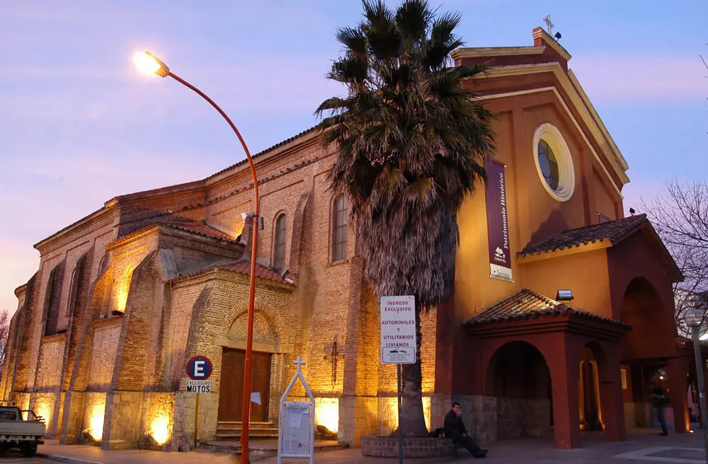 iglesia villa carlos paz - Qué hacer en Carlos Paz este fin de semana