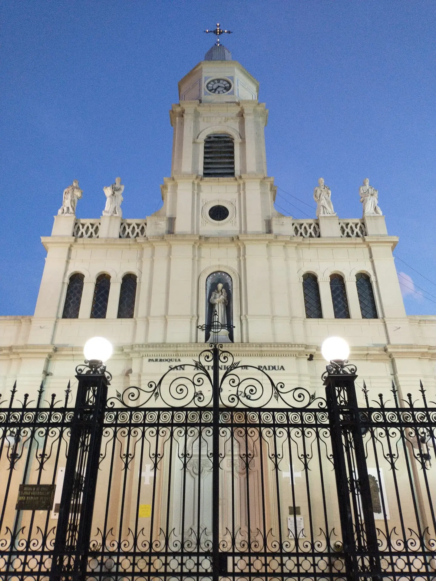 iglesia de san antonio de areco - Qué se puede hacer un día en San Antonio de Areco