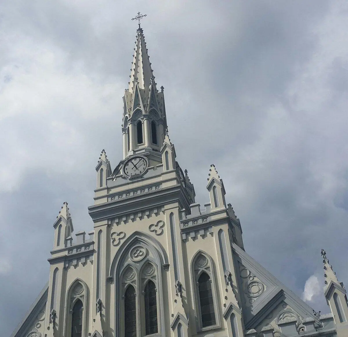 iglesia de los agustinos - Qué significa el símbolo de los agustinos