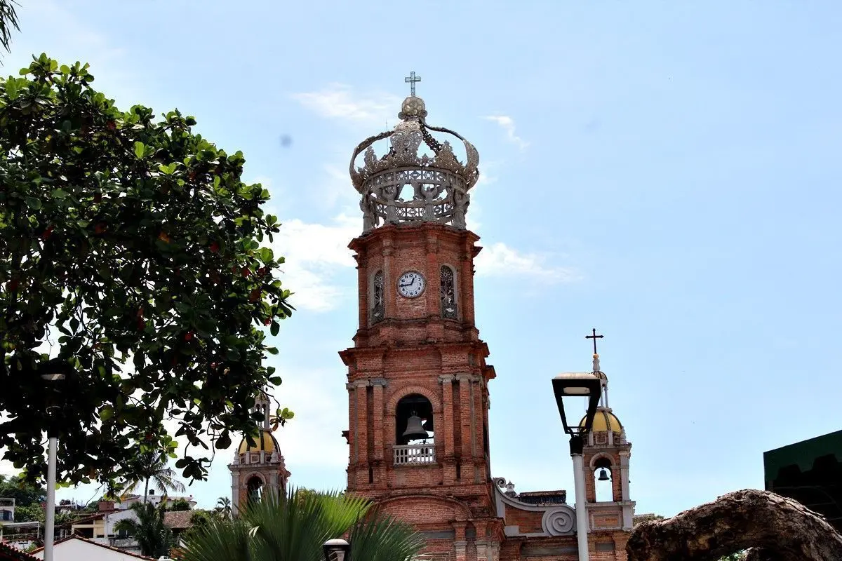 corona iglesia - Qué significa la corona en la Iglesia