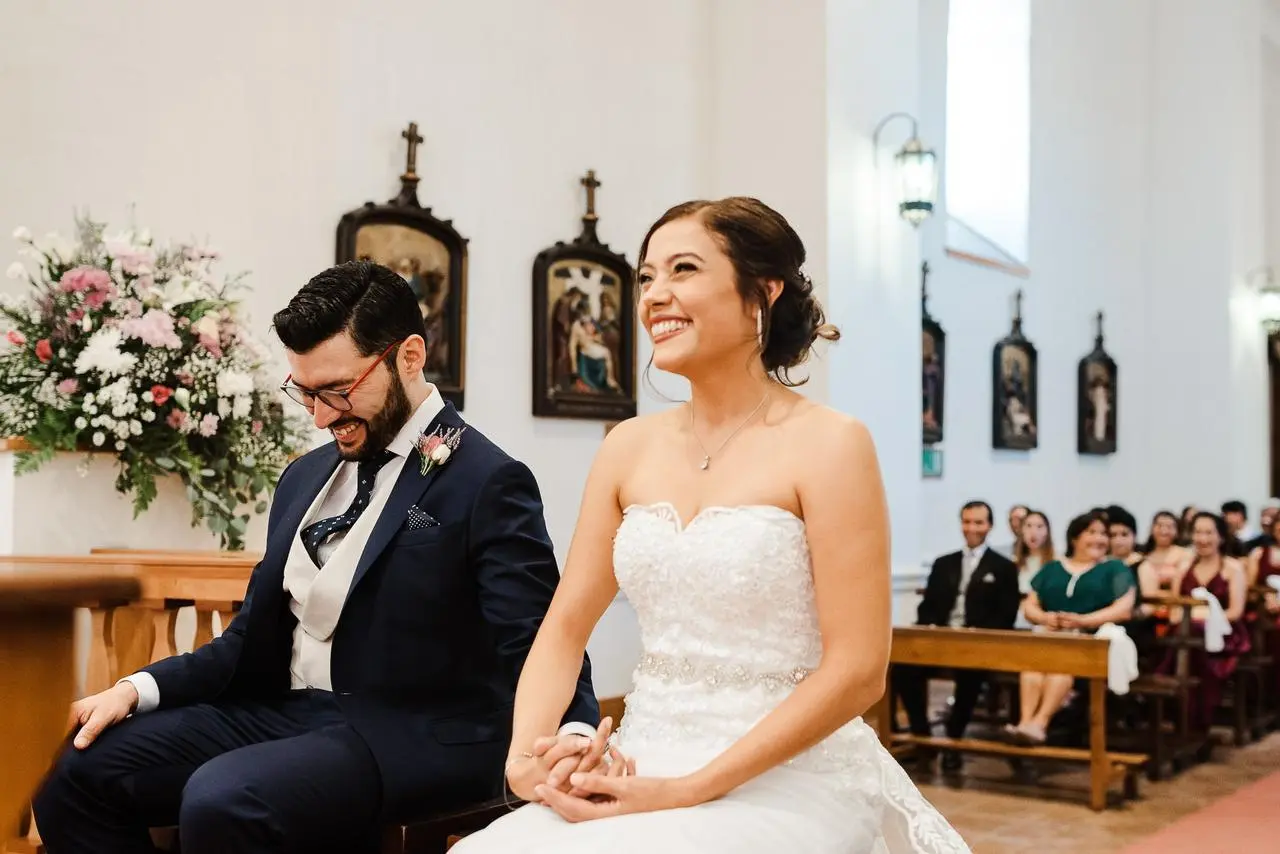 hay que pagar para casarse por la iglesia - Quién debe pagar la boda por la iglesia