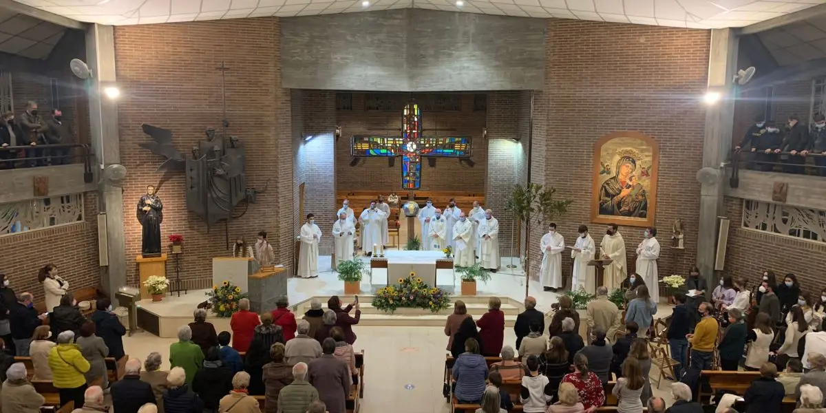 san gerardo mayela iglesia - Quién fue el santo San Gerardo