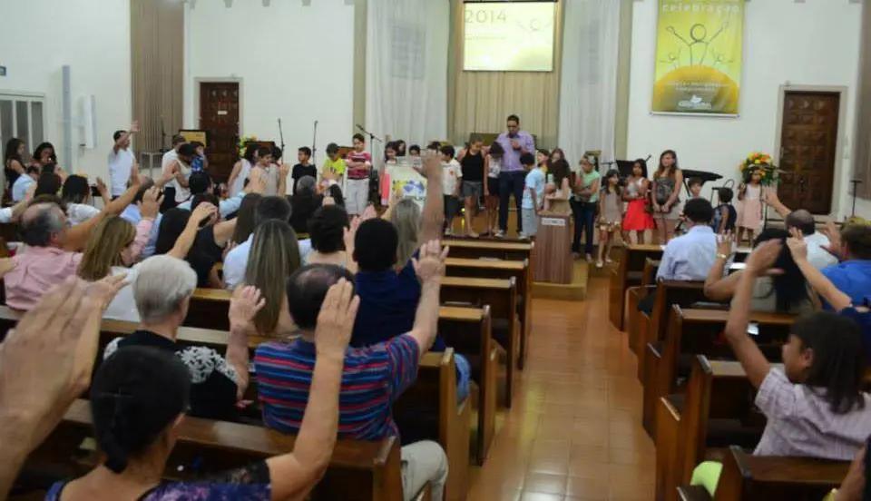 iglesia unicitaria - Quién fundó la doctrina unicitaria