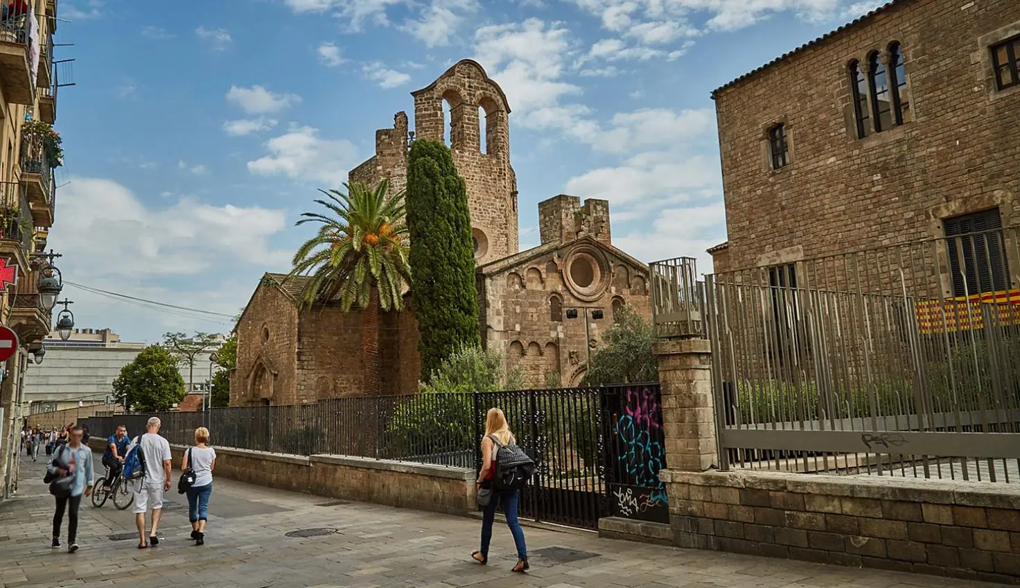 iglesia y monasterio de sant pau del camp - Quién hizo el monasterio de San Juan de la Peña