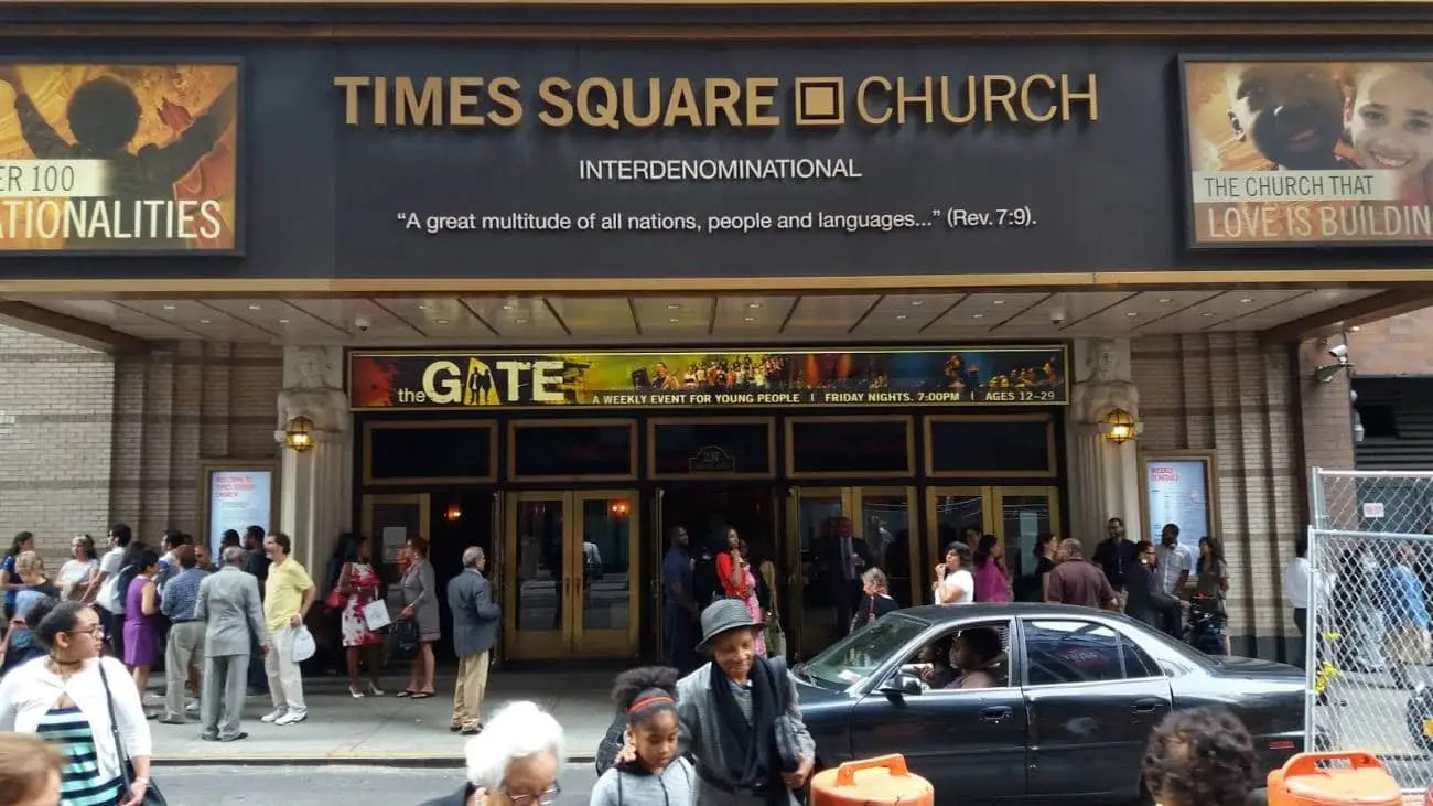 times square church misa gospel - What denomination is the Time Square church